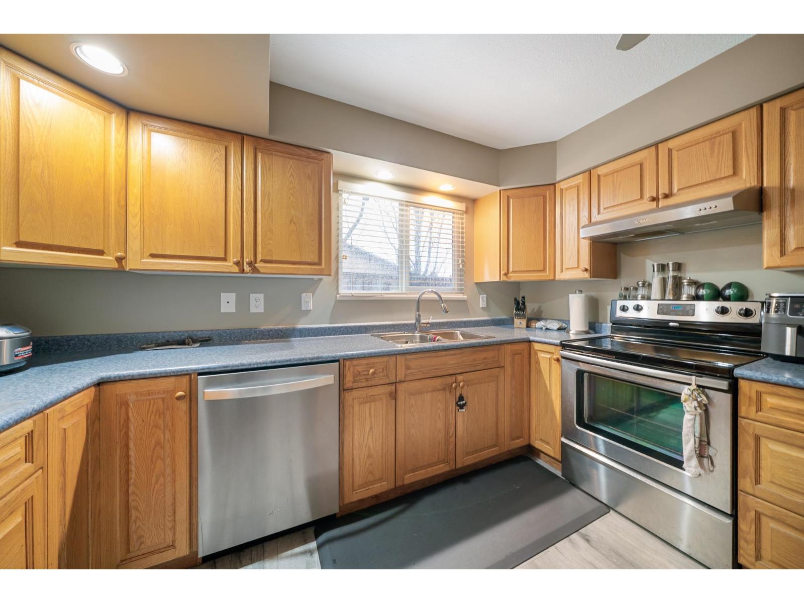 6632 BAKER Road, Delta