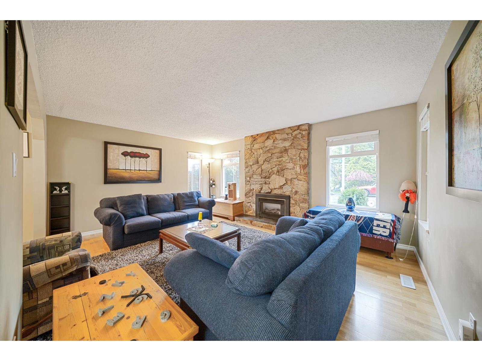 6632 BAKER Road, Delta