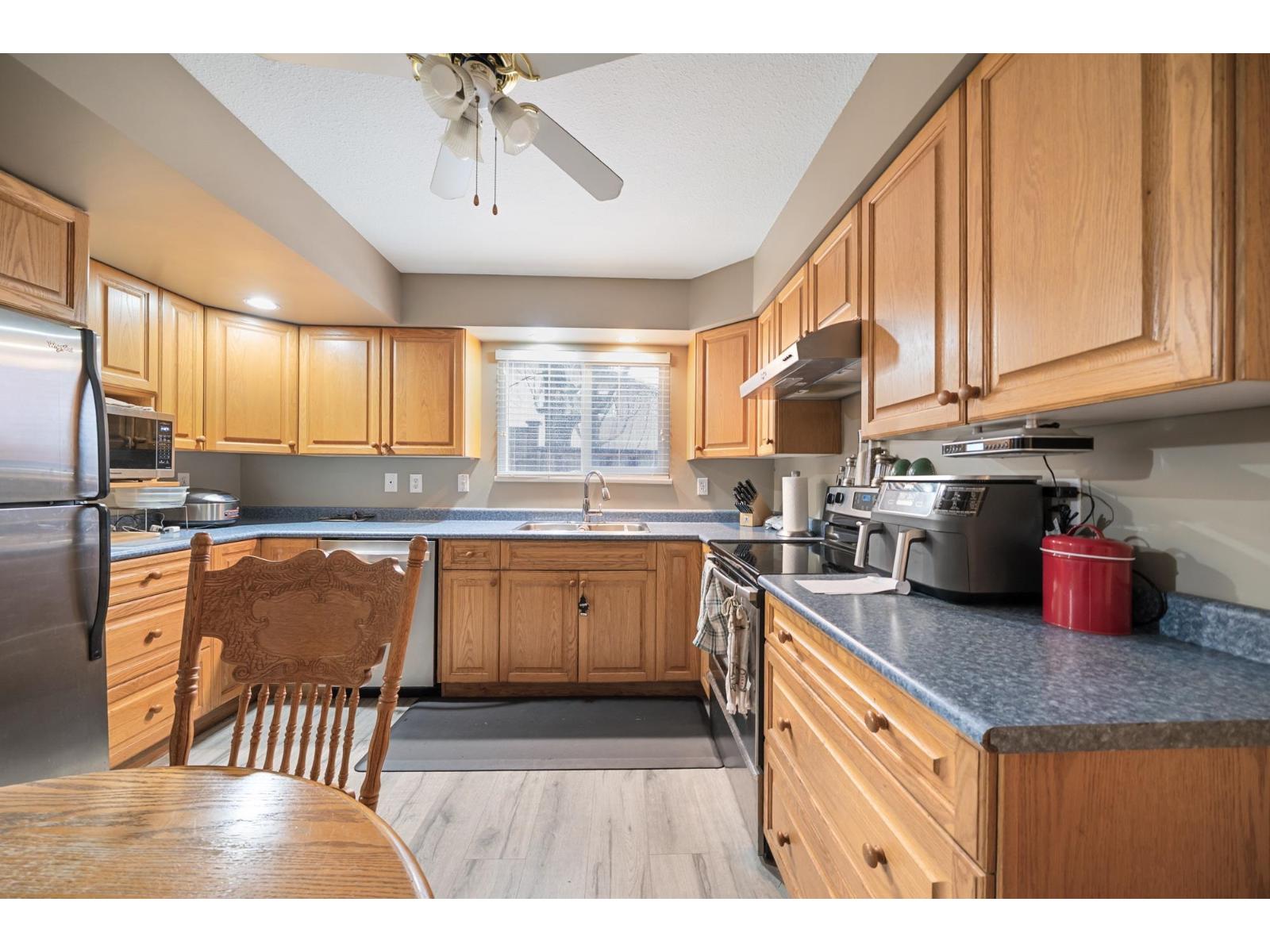 6632 BAKER Road, Delta