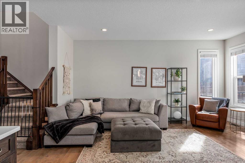 Single Family House for Sale in  Nolanhurst Heights NW Nolan Hill Calgary 