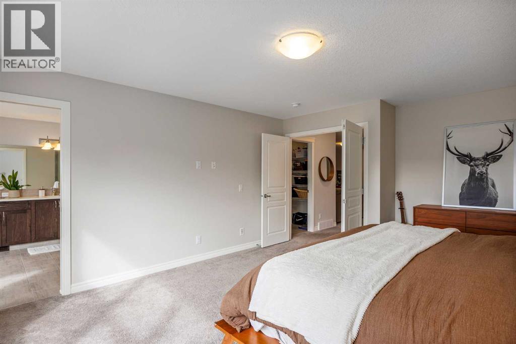 Single Family House for Sale in  Nolanhurst Heights NW Nolan Hill Calgary 