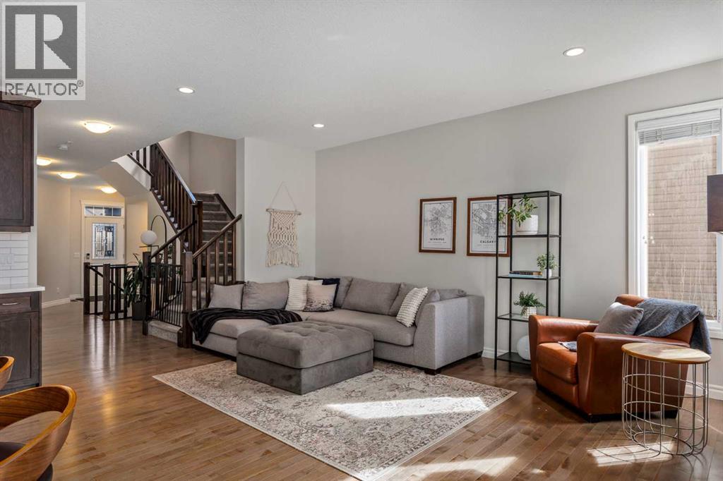 Single Family House for Sale in  Nolanhurst Heights NW Nolan Hill Calgary 