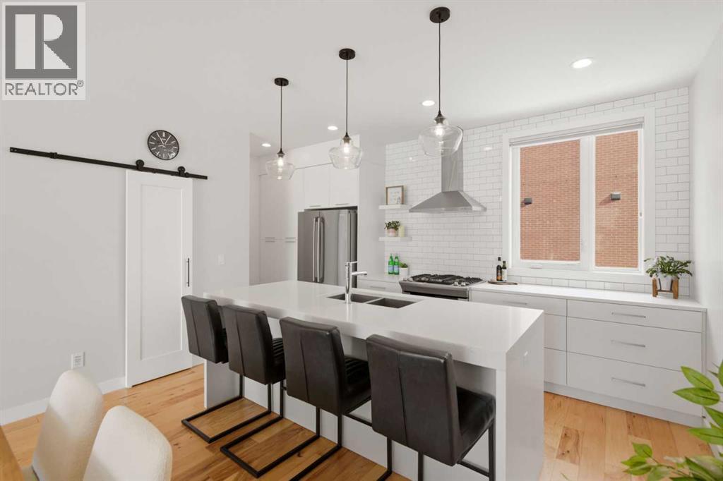 Single Family House for Sale in  Parkdale Boulevard NW Parkdale Calgary 