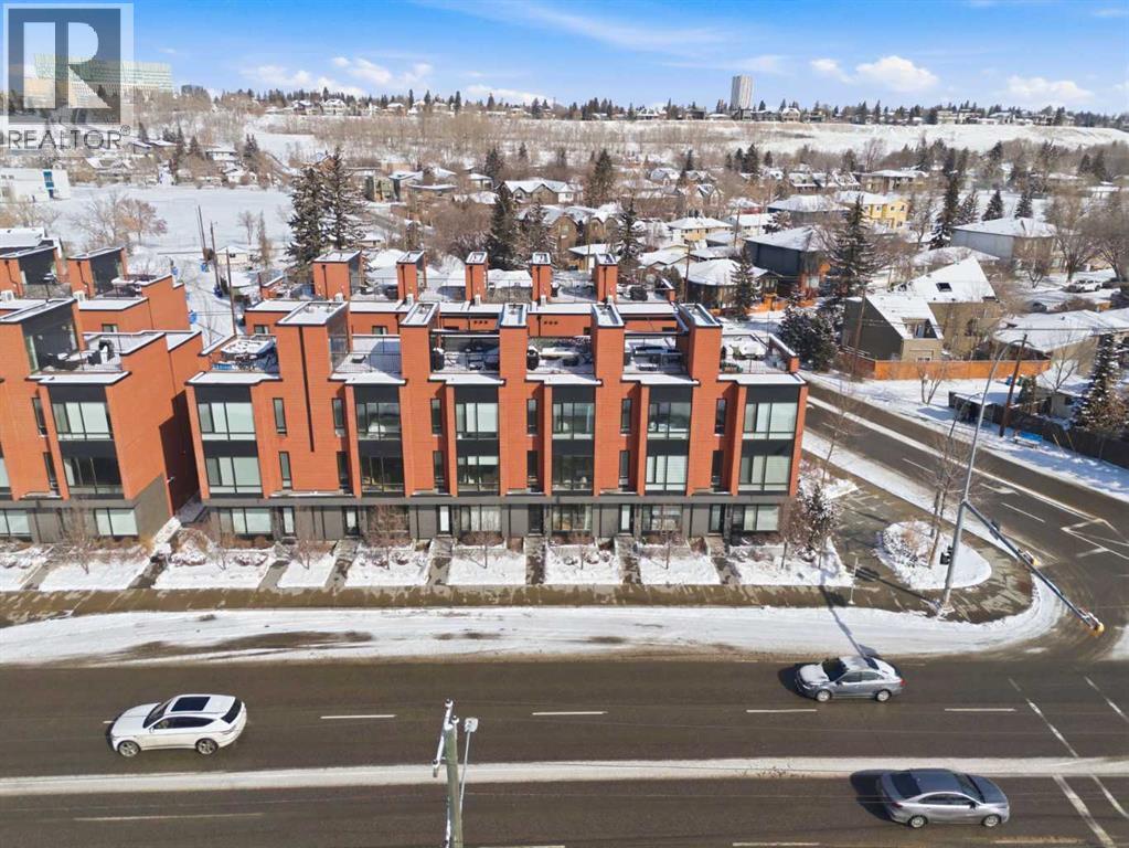 Single Family House for Sale in  Parkdale Boulevard NW Parkdale Calgary 