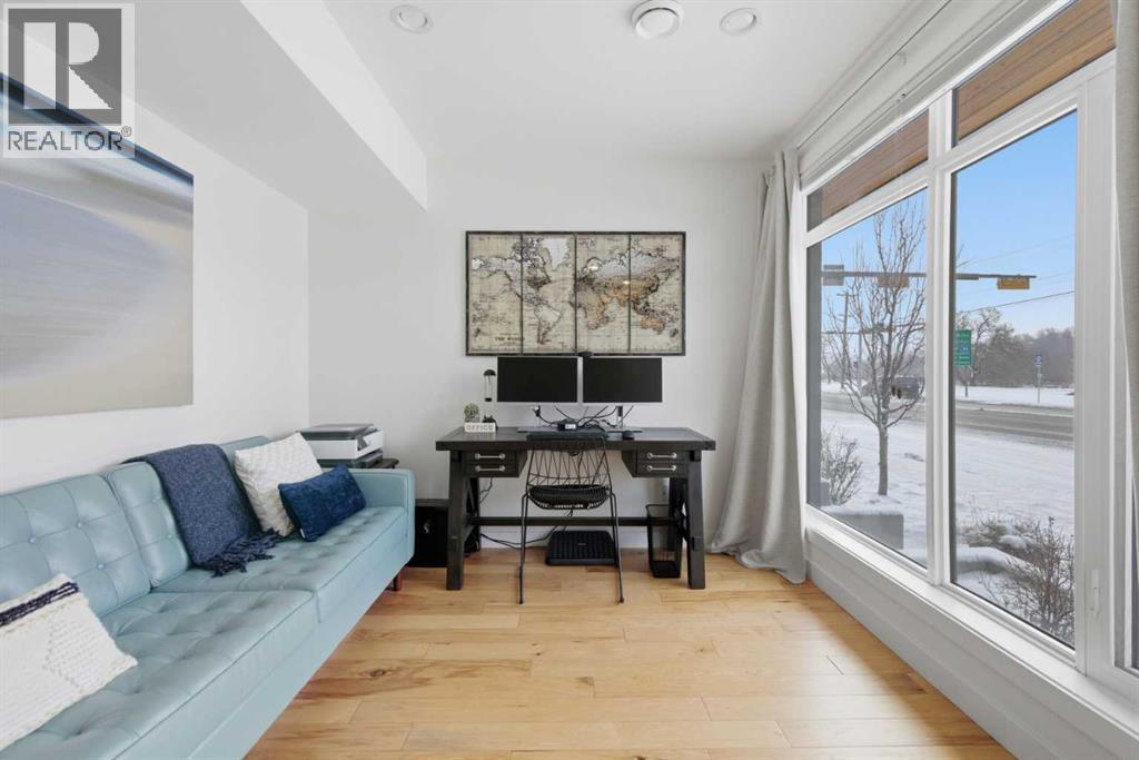 Single Family House for Sale in  Parkdale Boulevard NW Parkdale Calgary 