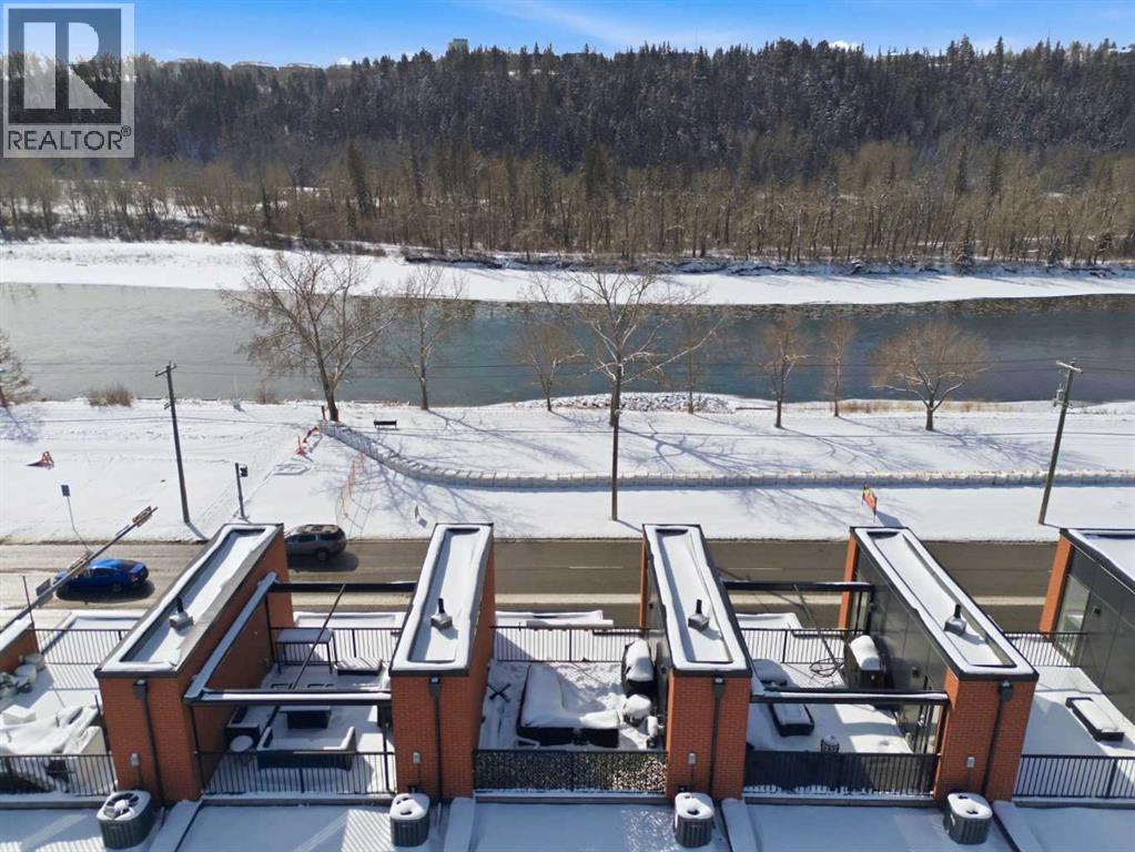 Single Family House for Sale in  Parkdale Boulevard NW Parkdale Calgary 