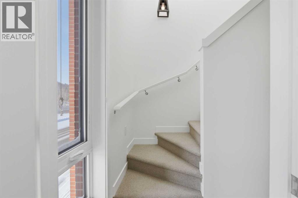 Single Family House for Sale in  Parkdale Boulevard NW Parkdale Calgary 