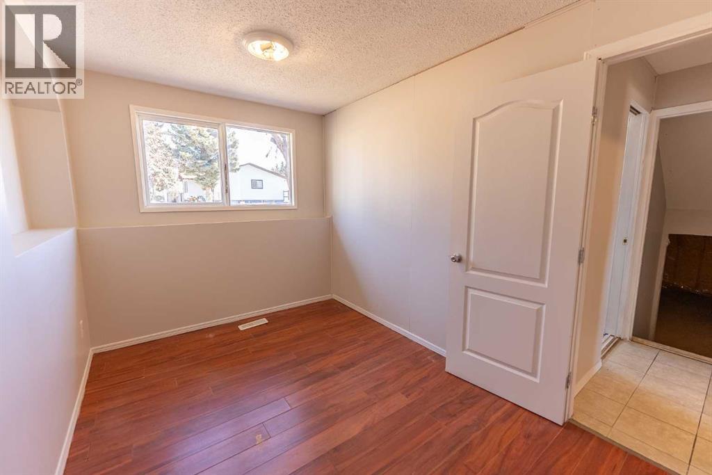 4 Barrett Drive, Red Deer