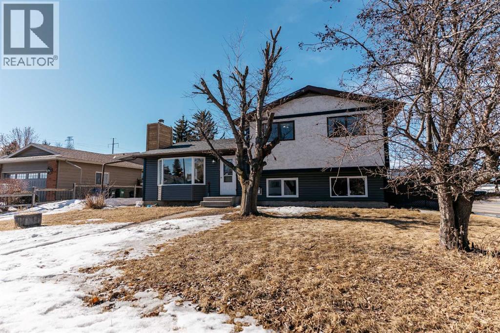 4 Barrett Drive, Red Deer