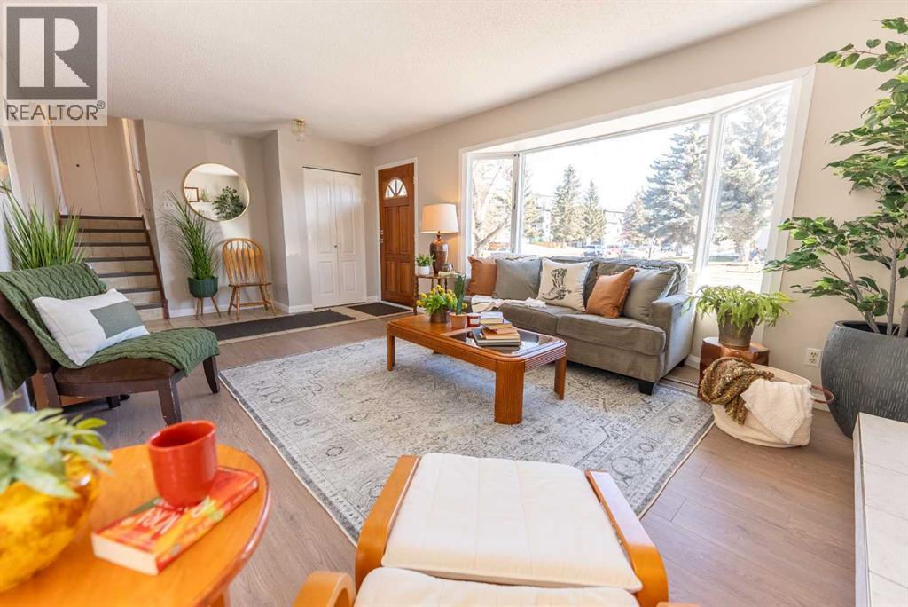 4 Barrett Drive, Red Deer