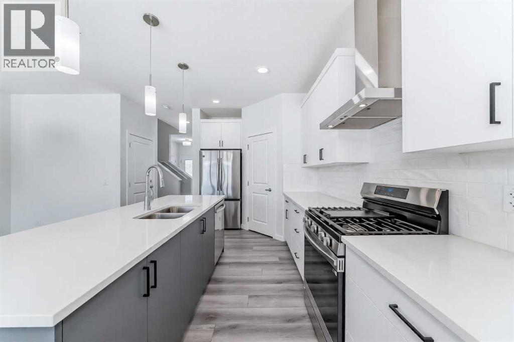 Single Family House for Sale in  Lucas Boulevard NW Livingston Calgary 