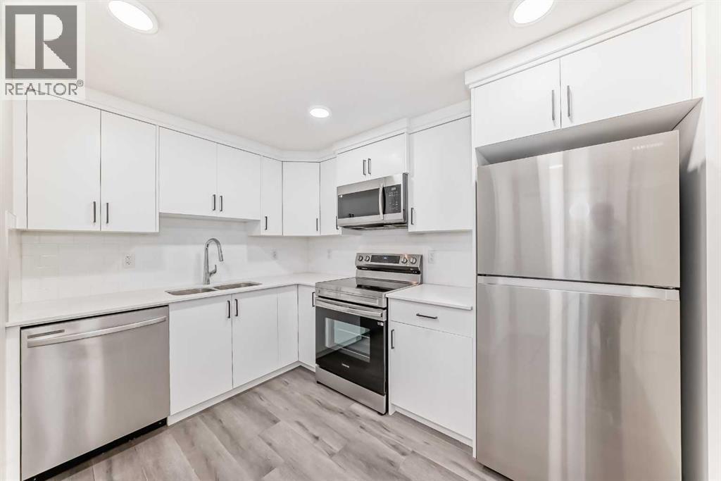 Single Family House for Sale in  Lucas Boulevard NW Livingston Calgary 