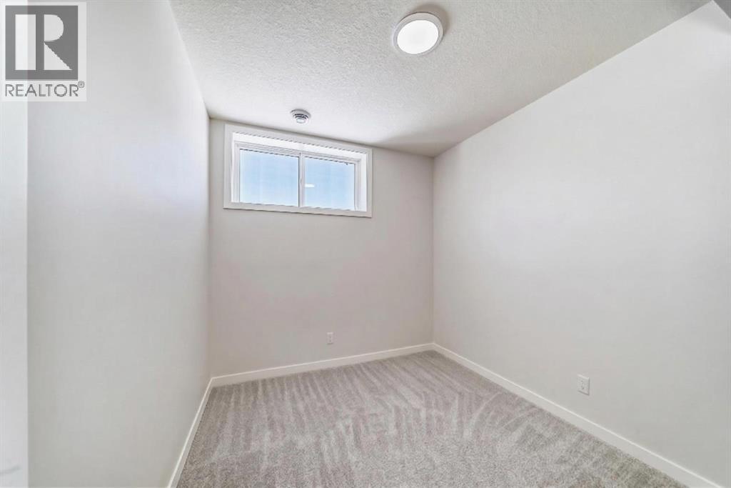 Single Family House for Sale in  Lucas Boulevard NW Livingston Calgary 