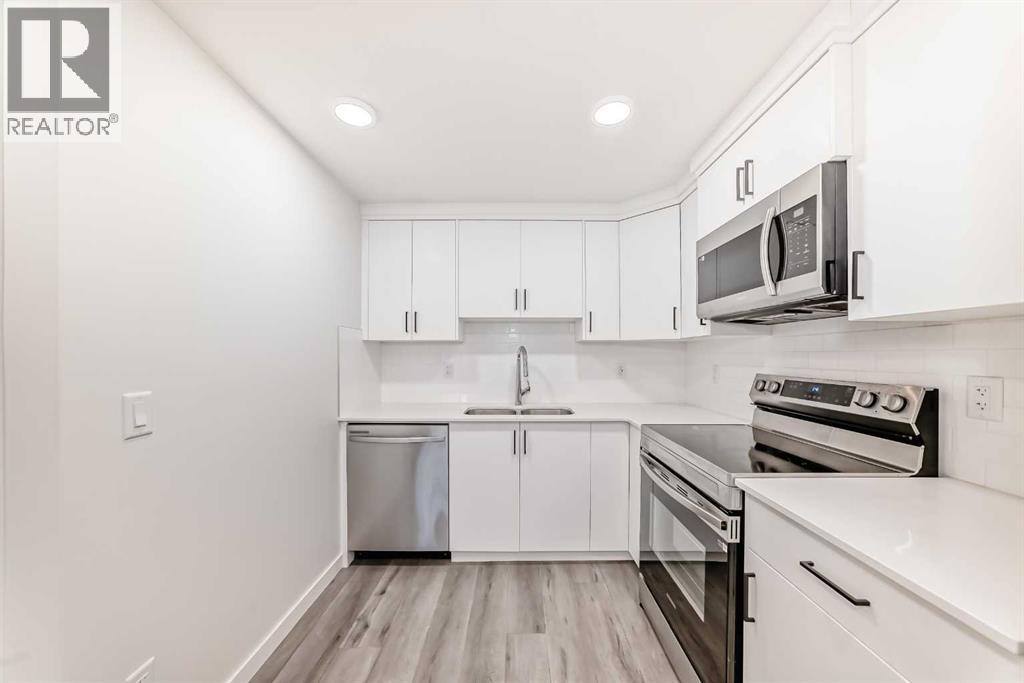 Single Family House for Sale in  Lucas Boulevard NW Livingston Calgary 