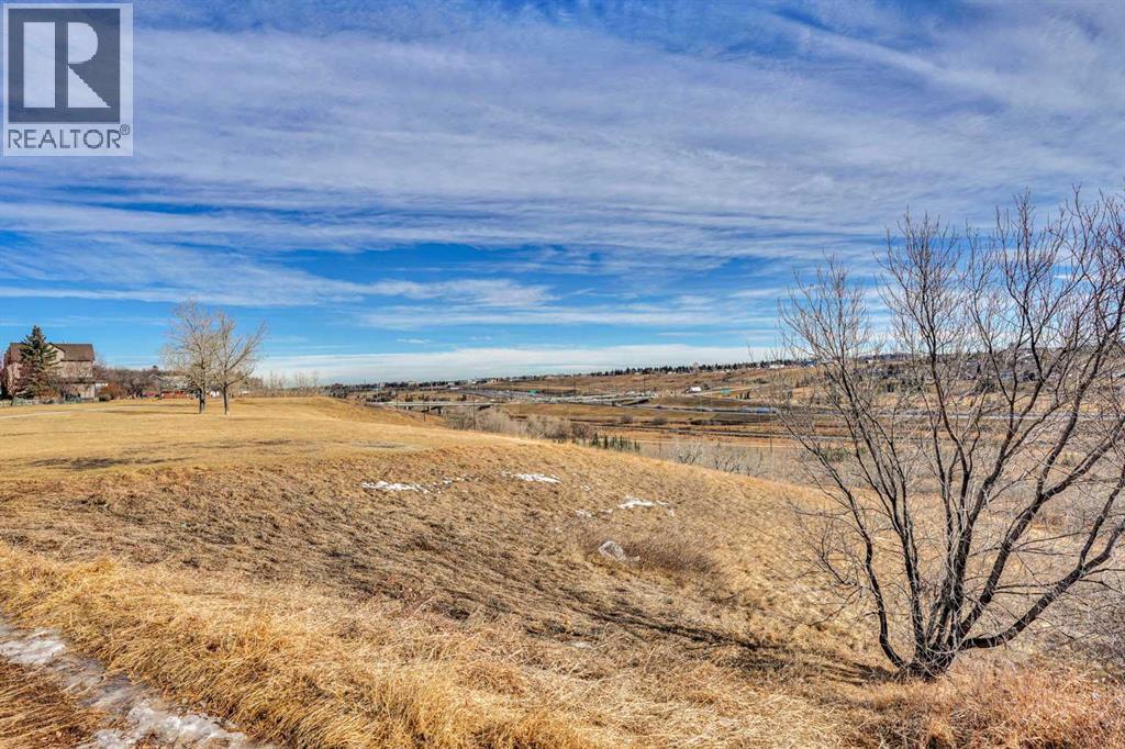 Single Family House Bungalow for Sale in  Robert Road NE Renfrew Calgary 