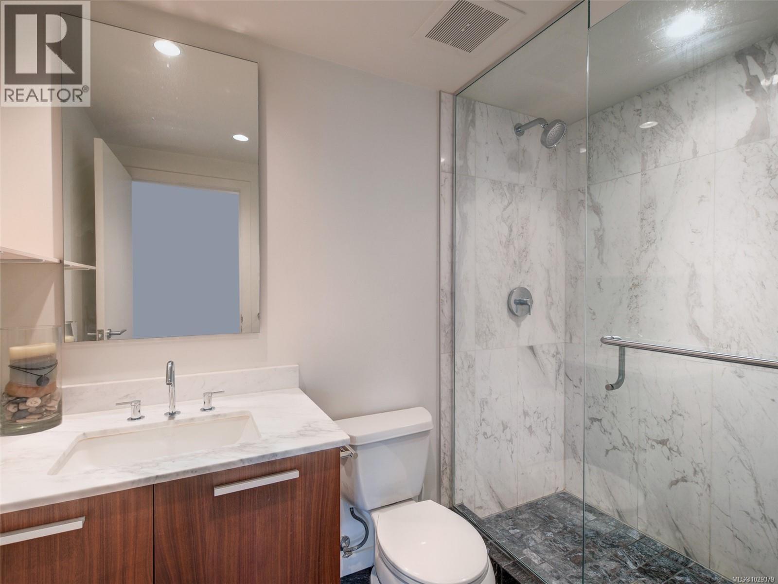 406 708 Burdett Avenue, Victoria