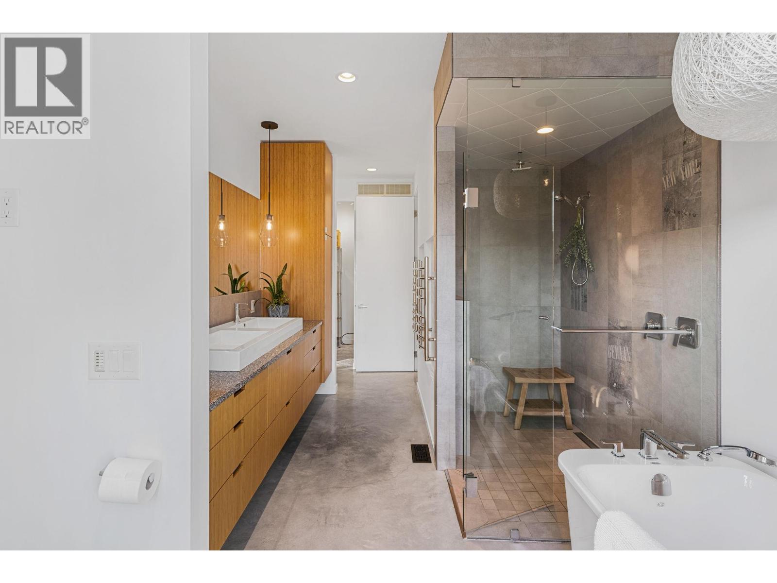 4535 McCulloch Road, Kelowna