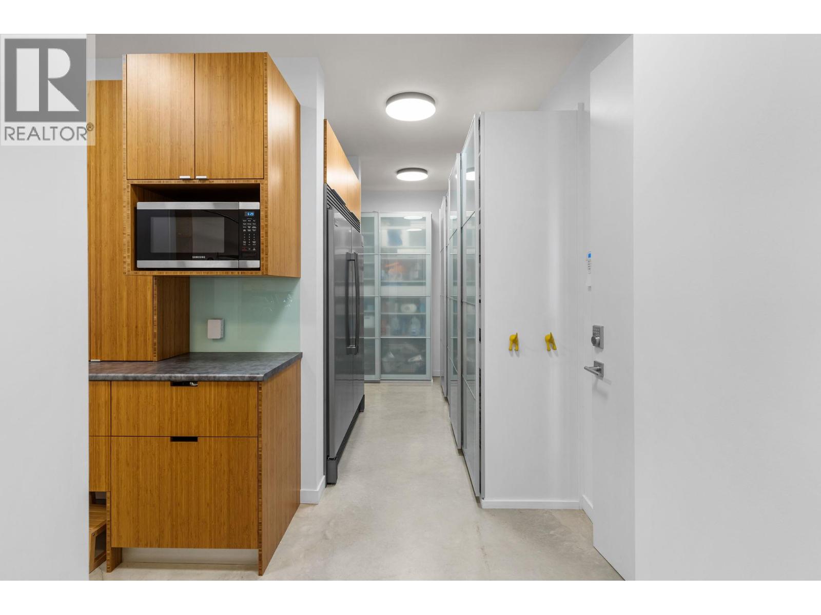 4535 McCulloch Road - 35