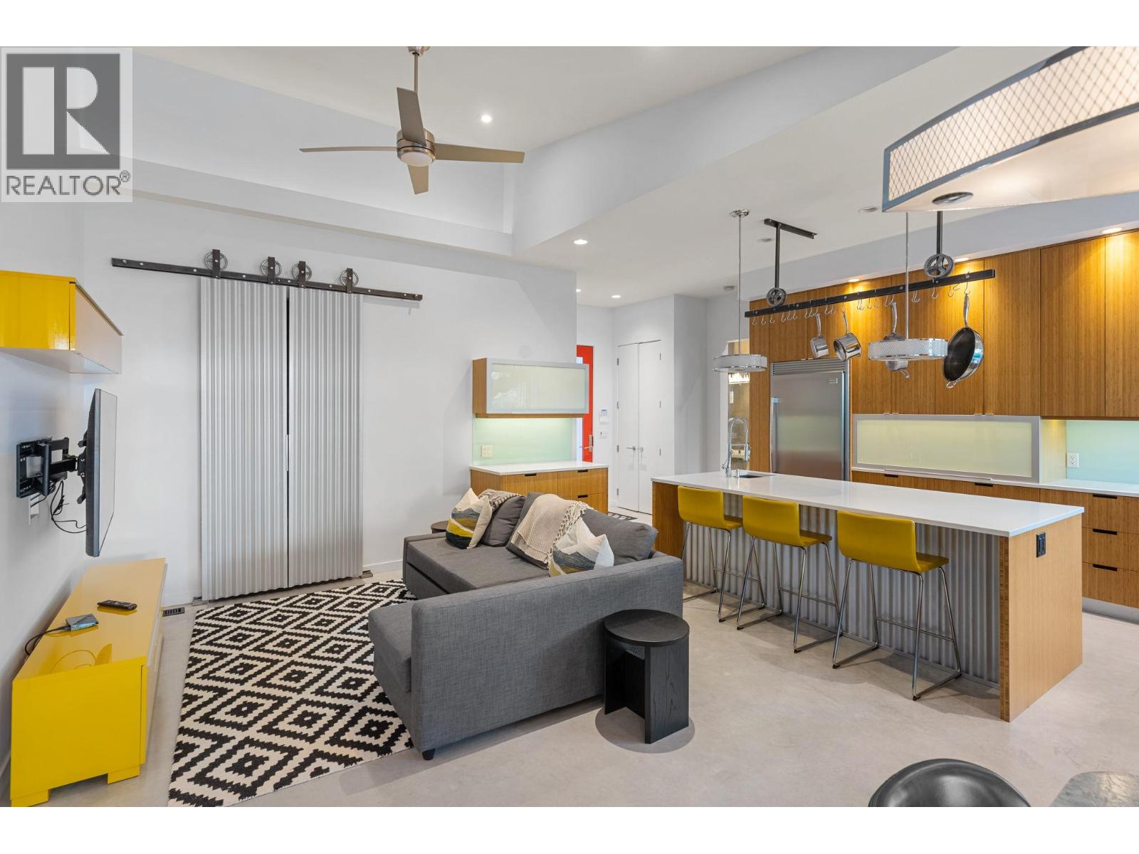 4535 McCulloch Road - 38