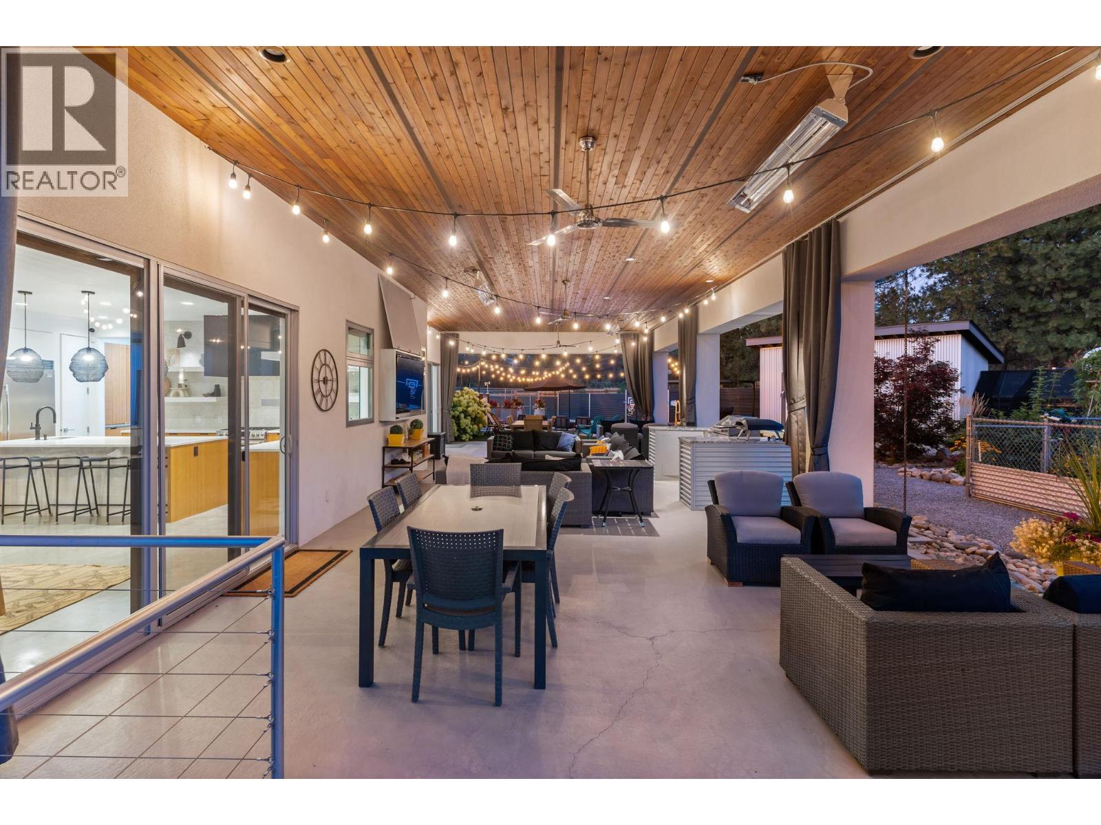 4535 McCulloch Road - 77