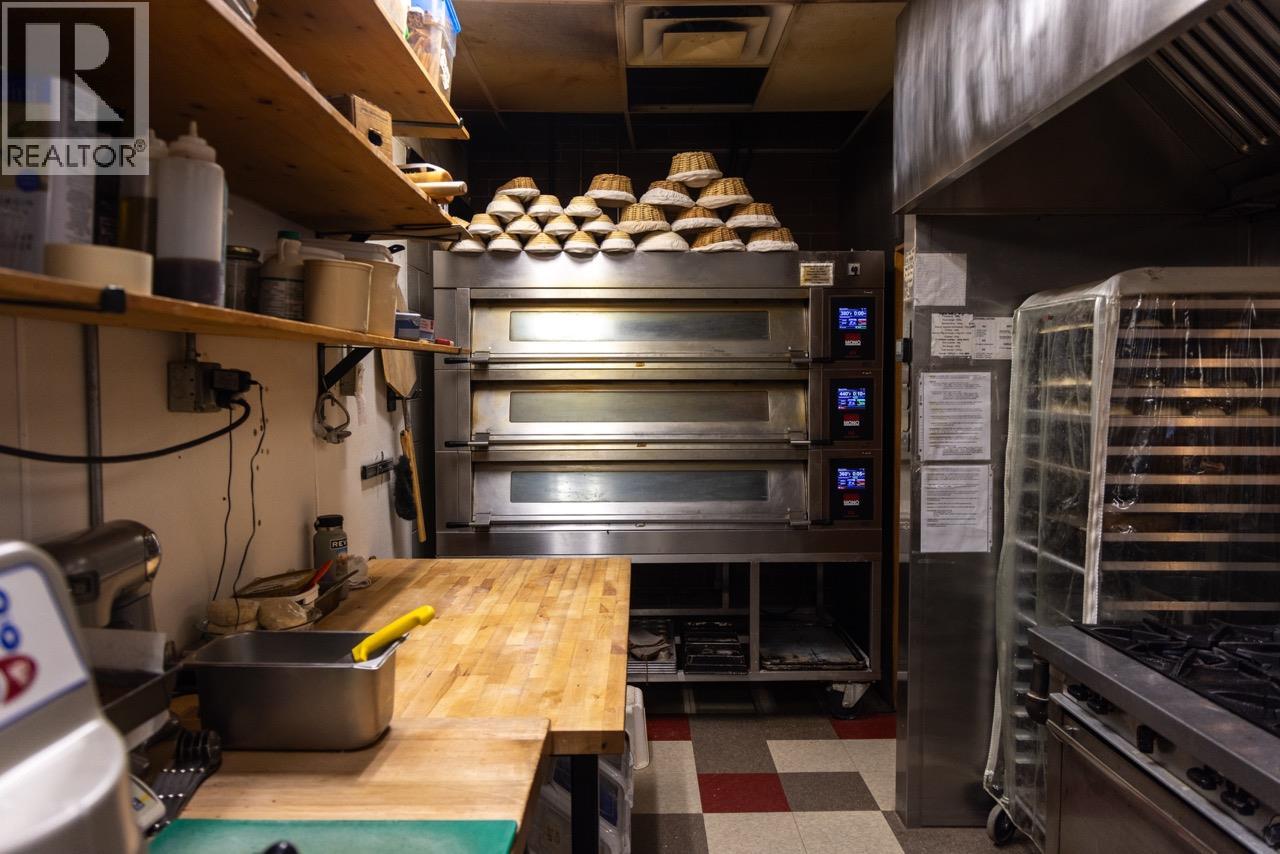 415 Victoria Road Unit# A, Revelstoke