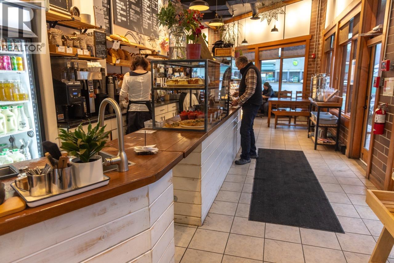 415 Victoria Road Unit# A, Revelstoke