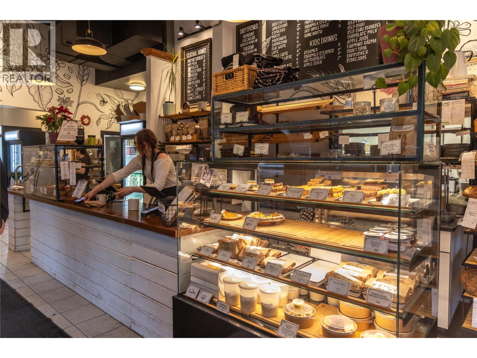 415 Victoria Road Unit# A, Revelstoke