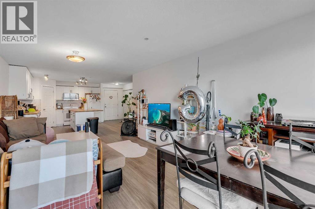 Single Family House for Sale in    Avenue SW Bankview Calgary 