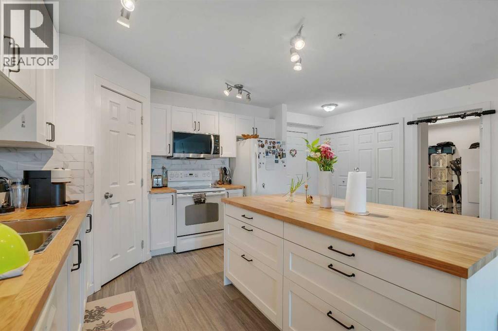 Single Family House for Sale in    Avenue SW Bankview Calgary 