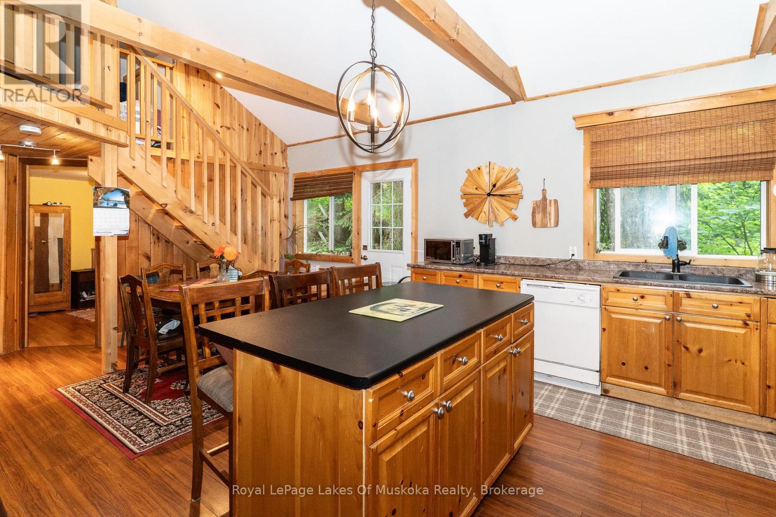 2709 MUSKOKA DISTRICT 118 ROAD W - 22