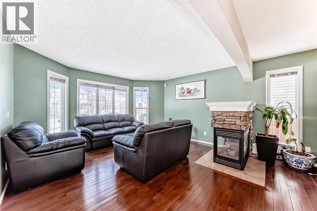 Single Family House for Sale in  Taralea Manor NE Taradale Calgary 