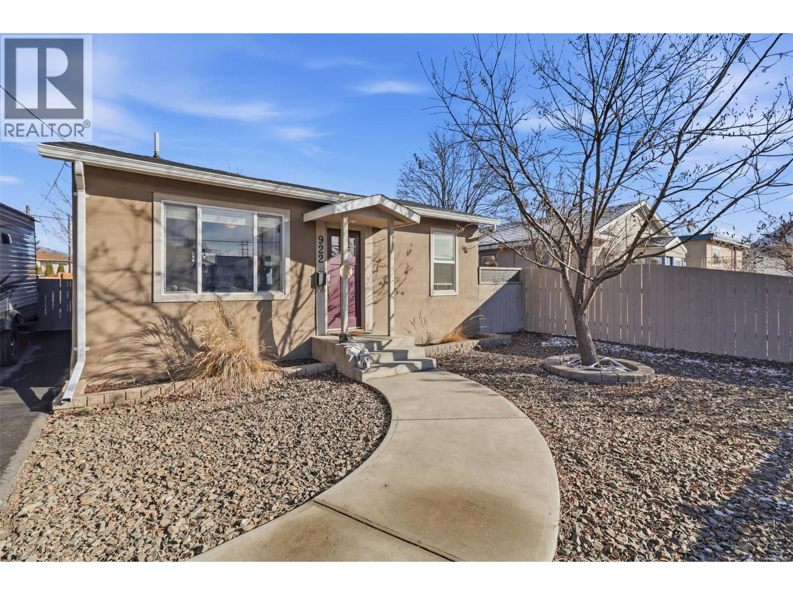 922 Westminster Avenue - 1