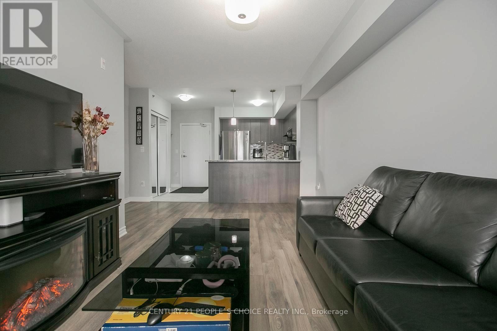 #402 60 BAYCLIFFE CRESCENT - 25