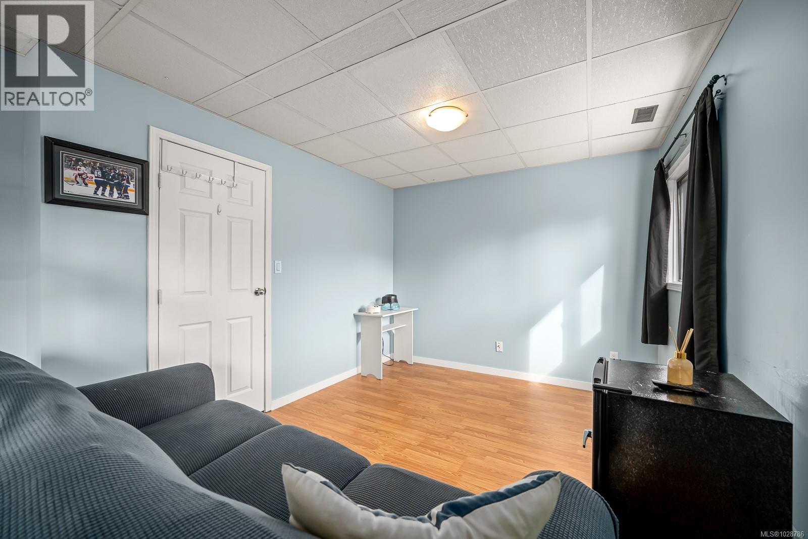150 Barlow Rd - 38