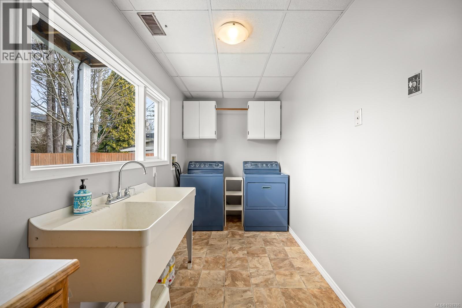150 Barlow Rd - 42