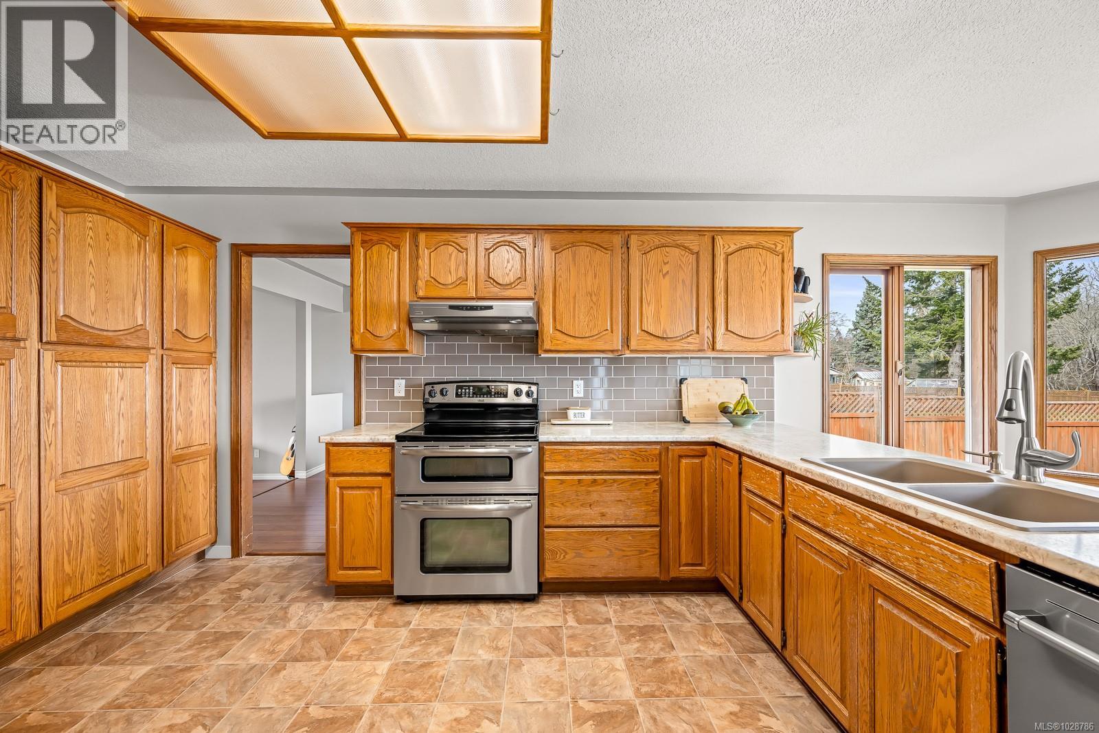 150 Barlow Rd - 9