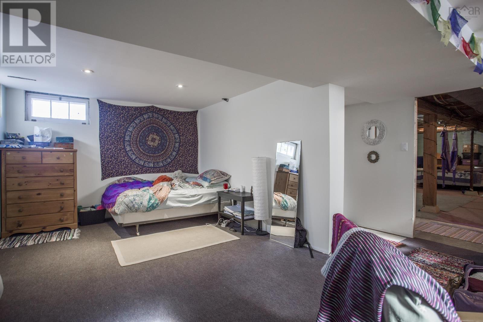 Property 21 of 22 of 5 Acadia Street