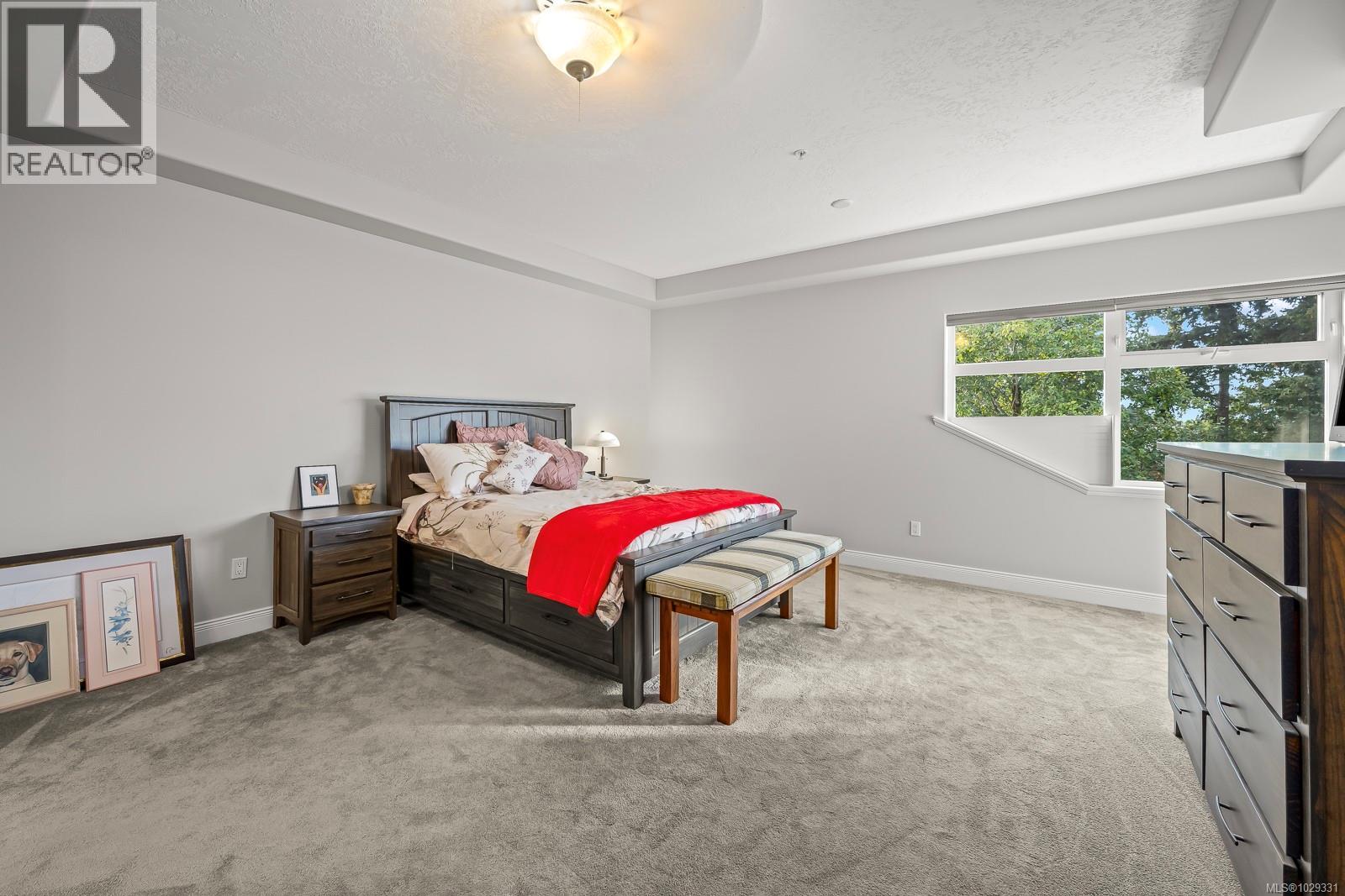 #134 3666 ROYAL VISTA WAY - 23