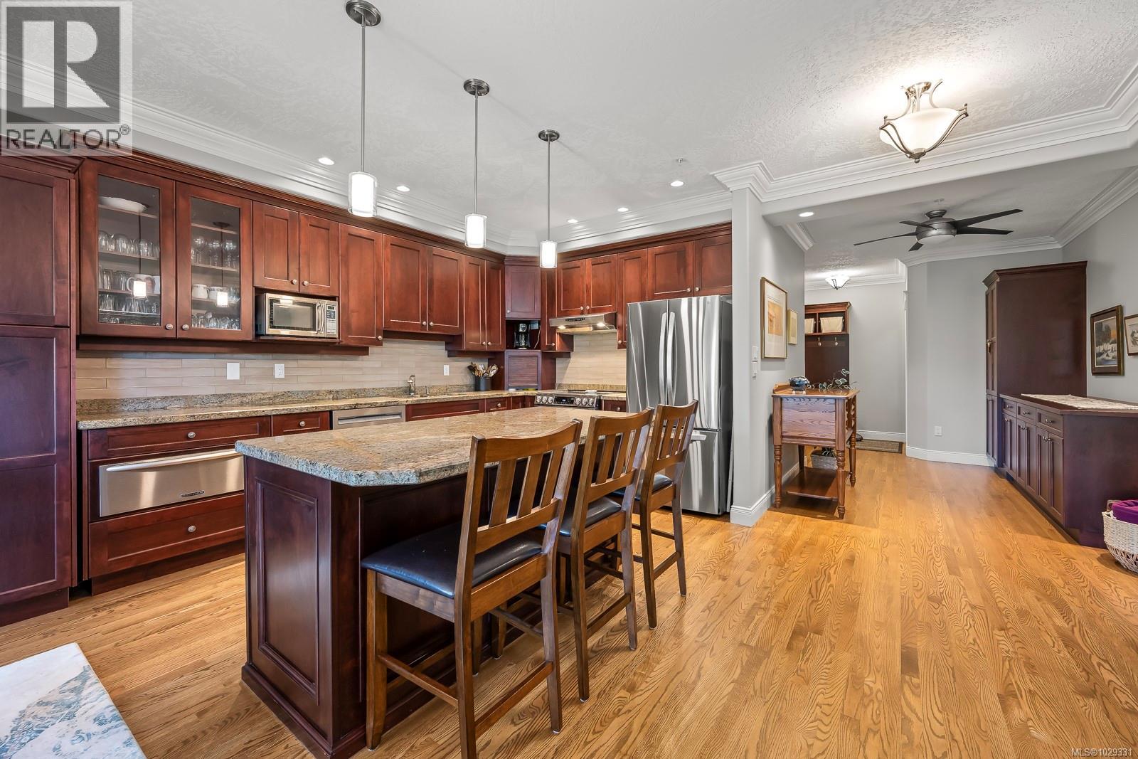 #134 3666 ROYAL VISTA WAY - 6