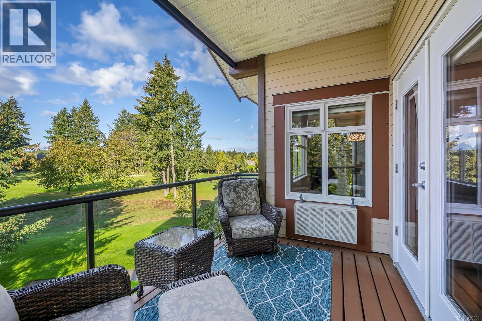 #134 3666 ROYAL VISTA WAY - 34