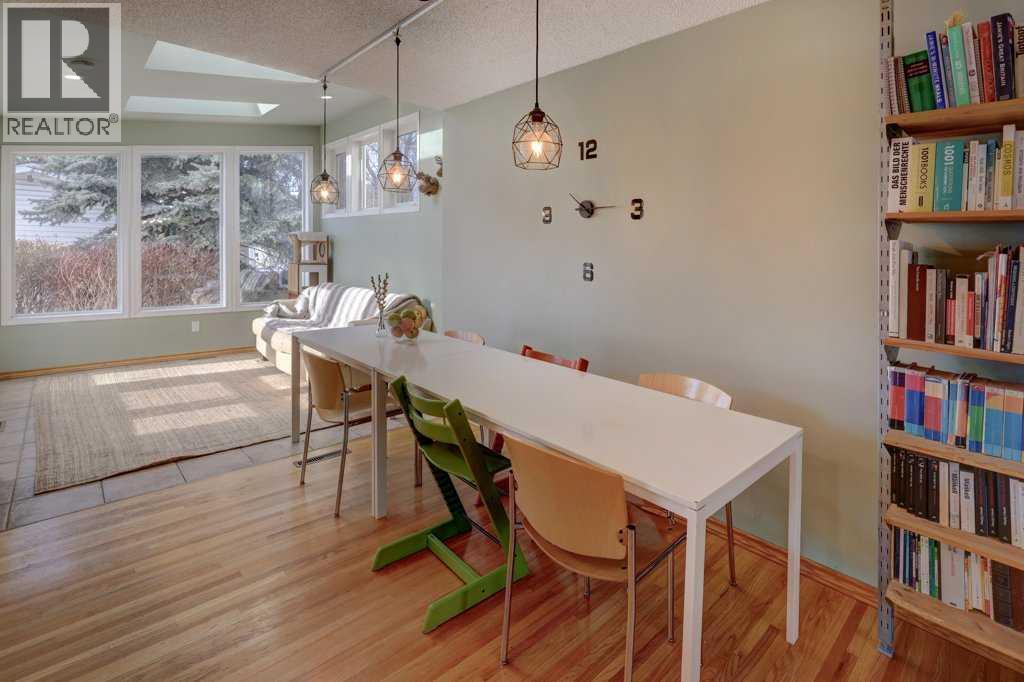 Single Family House Bungalow for Sale in  Varsity Drive NW Varsity Calgary 