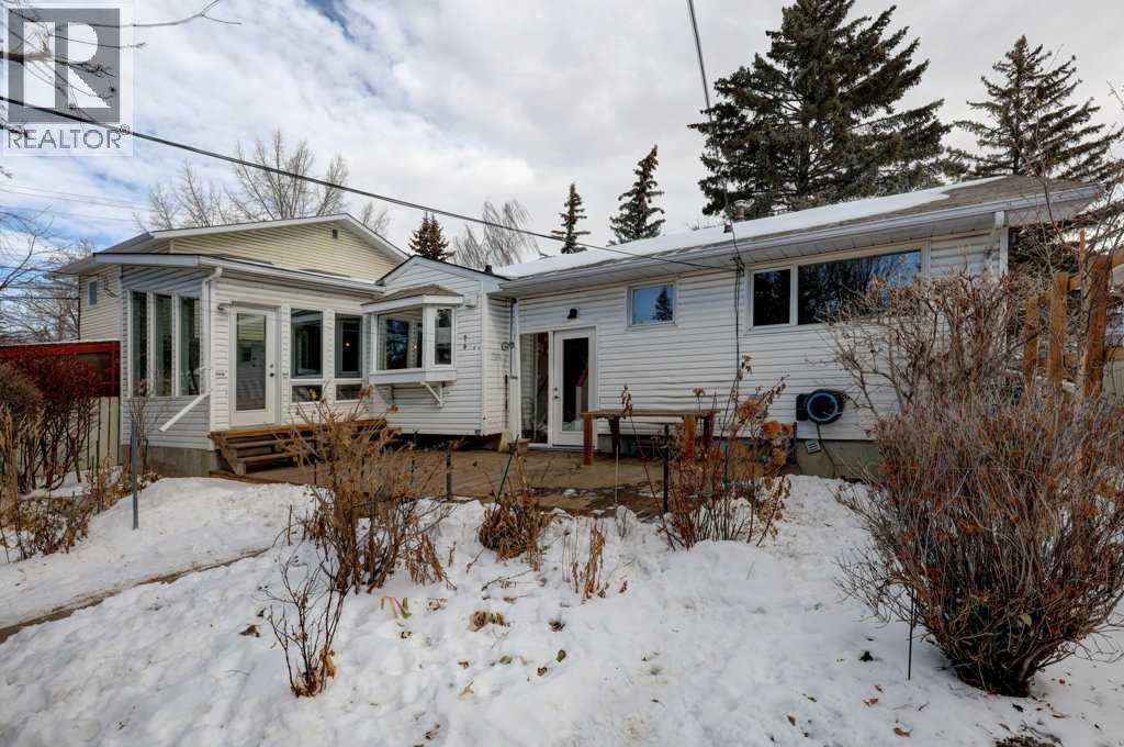 Single Family House Bungalow for Sale in  Varsity Drive NW Varsity Calgary 