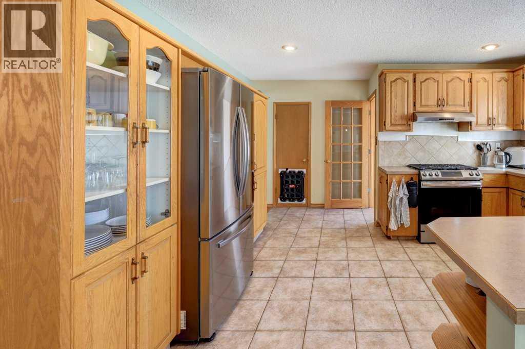 Single Family House Bungalow for Sale in  Varsity Drive NW Varsity Calgary 