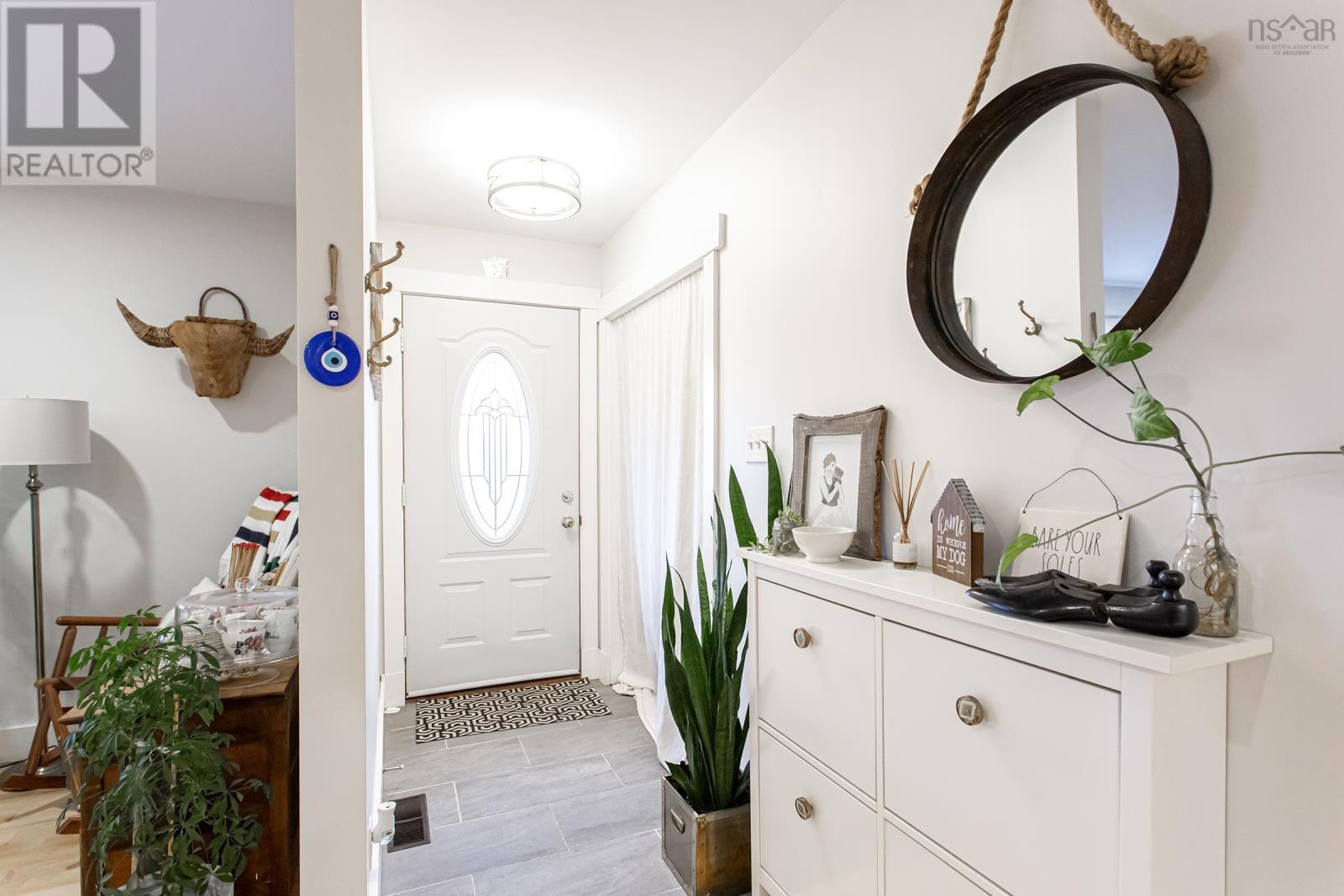 Property 8 of 22 of 5 Acadia Street