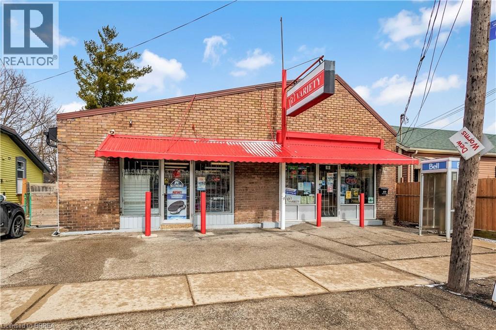 215 GRAND RIVER Avenue