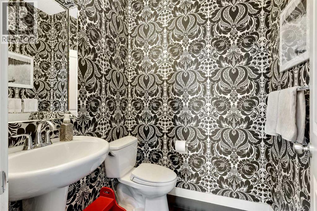 Single Family House for Sale in  Cranarch Grove SE Cranston Calgary 