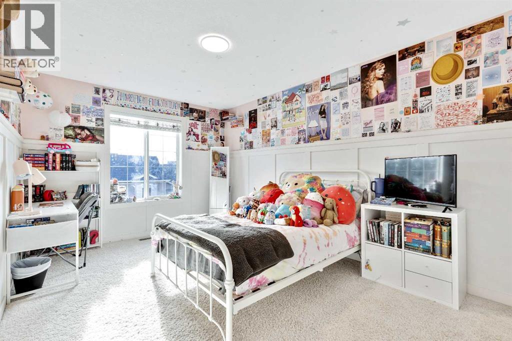 Single Family House for Sale in  Cranarch Grove SE Cranston Calgary 