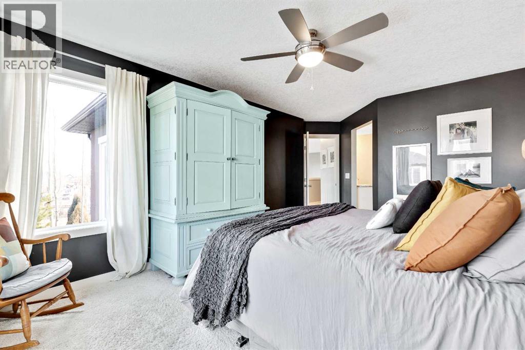 Single Family House for Sale in  Cranarch Grove SE Cranston Calgary 