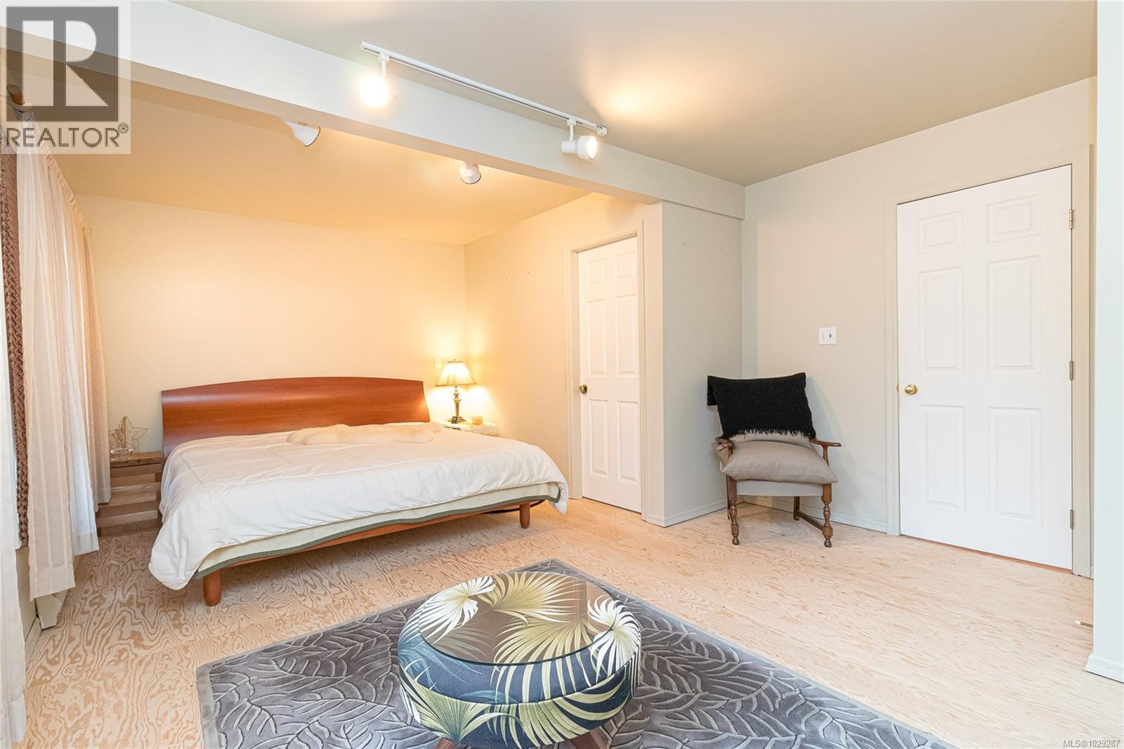 8050 RAE-LEIGH PL - 15