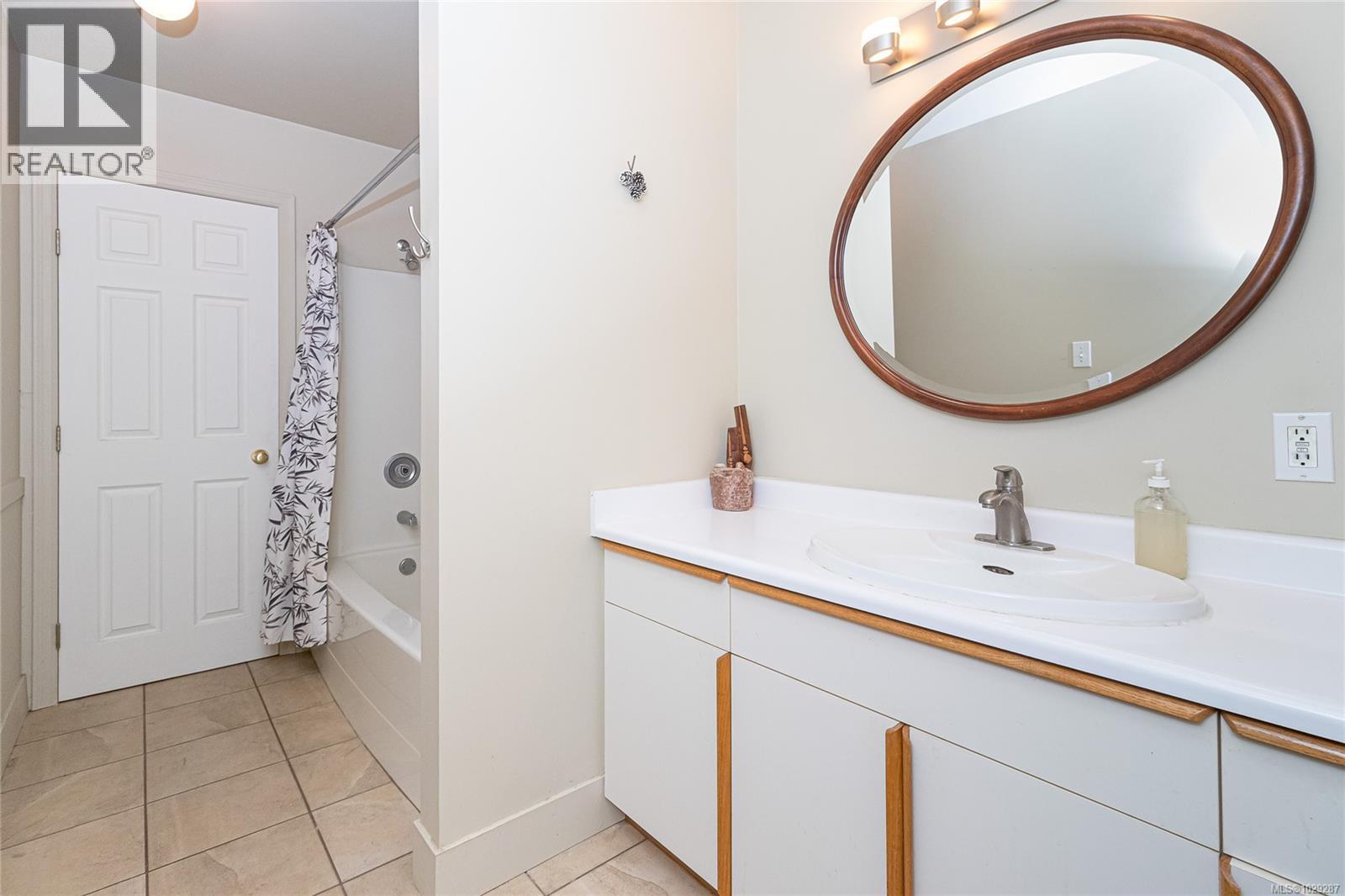 8050 RAE-LEIGH PL - 21